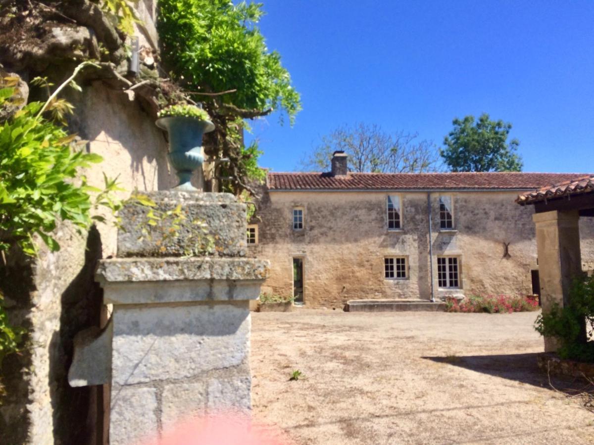 Saint-Hilaire-des-Loges Logis De La Touche Bed & Breakfast エクステリア 写真
